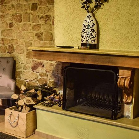 Aetoma Suites Synikia Mesi Trikalon Buitenkant foto