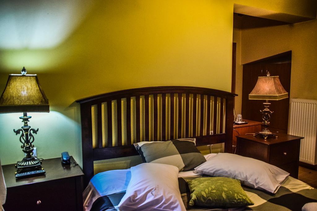 Aetoma Suites Synikia Mesi Trikalon Buitenkant foto